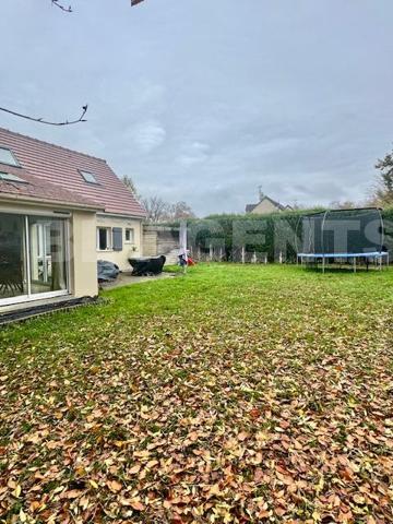 Maison totalement rénovée à Saint Symphorien le Château ! 