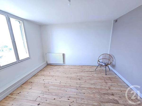 Maison à vendre  5 pièces - 159,31 m 2   TUZAGUET  - 65