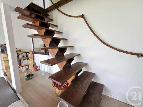 Maison à vendre  5 pièces - 159,31 m 2   TUZAGUET  - 65