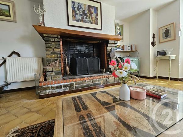 Maison à vendre  5 pièces - 159,31 m 2   TUZAGUET  - 65