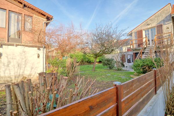 Maison Antony 5 pièce(s) 113.61 m2 + 2 studios indépendants