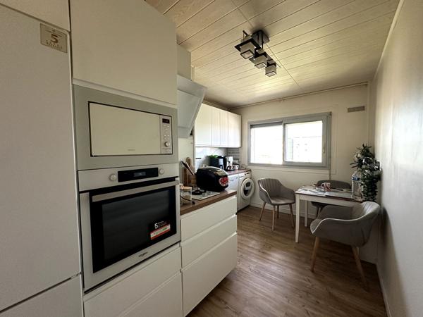Appartement Venissieux 3 pièce(s) 67 m2 , Venissieux
