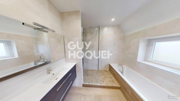 MAISON À VENDRE DE 5 PIÈCES DE 136,91 M²