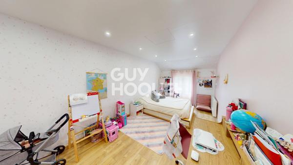 MAISON À VENDRE DE 5 PIÈCES DE 136,91 M²