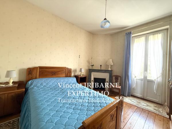 Saintes (17100) Maison De Ville, Garage et Jardin