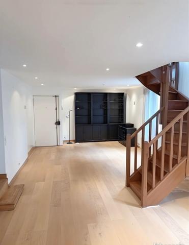 Duplex avec terrasse - 3 Chambres - Cave