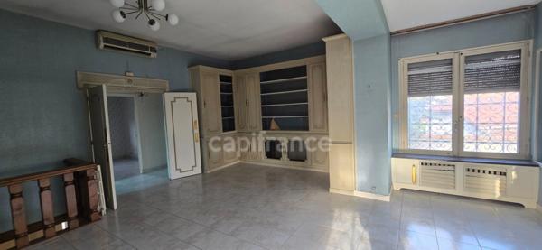 Maison à vendre 5 pièces MARSEILLE 11EME proche 12éme terrain 961m²