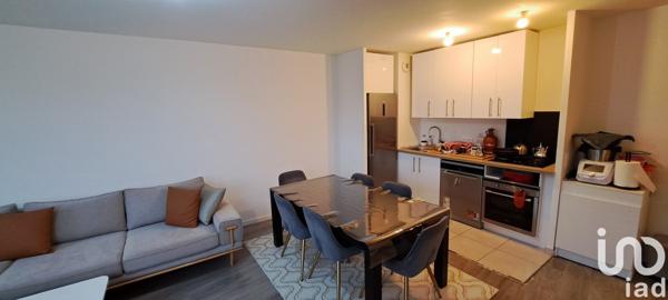 Appartement 4 pièces de 77 m² à Cergy (95000)
