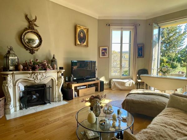 Appartement Bourgeois au calme