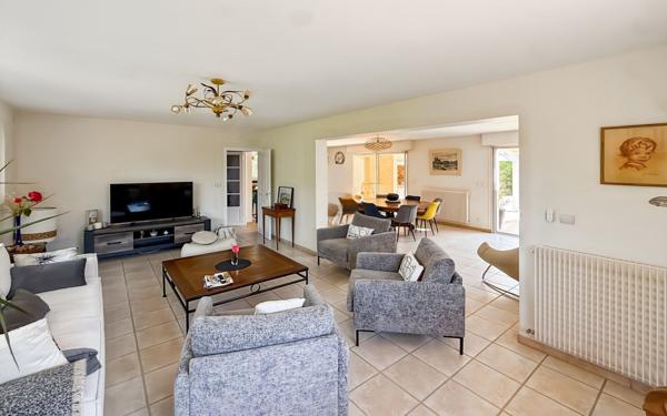 Maison à vendre    4 pièces •  Le Passage