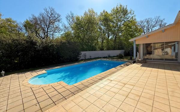 Maison à vendre    4 pièces •  Le Passage