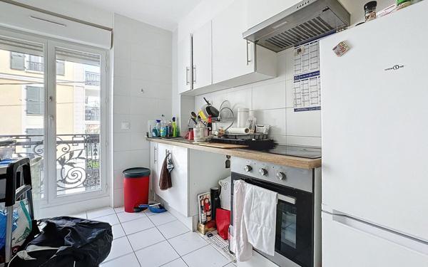 Immeuble à vendre    2 pièces • 1 040 m2 Franconville