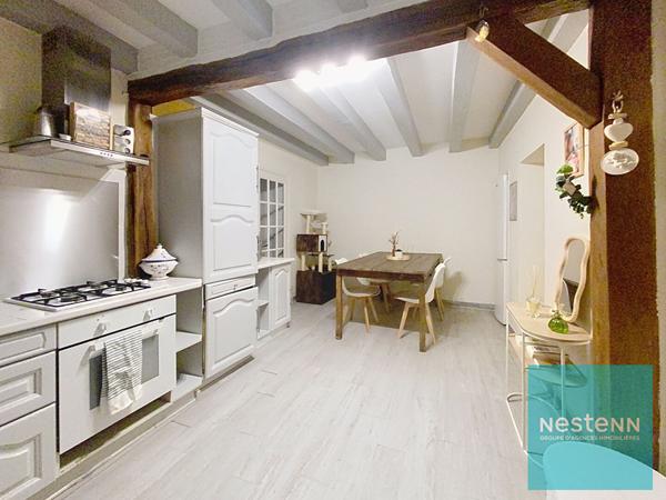 Maison de ville Amboise centre, 4 pièce(s) 67 m2 et jardinet.