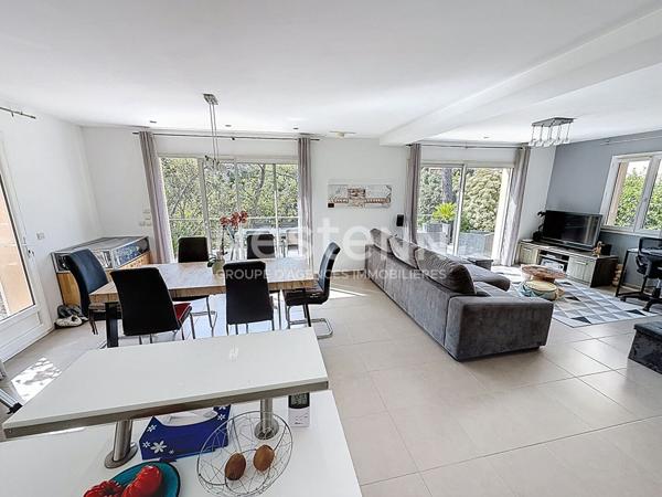 Superbe maison récente 6 pièces à Peymeinade