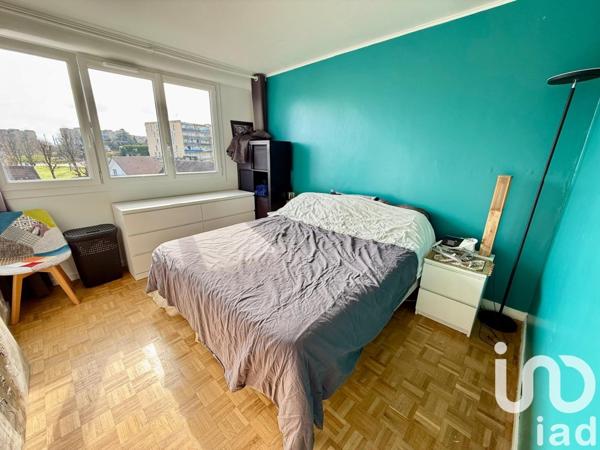 Appartement 4 pièces de 74 m² à Domont (95330)