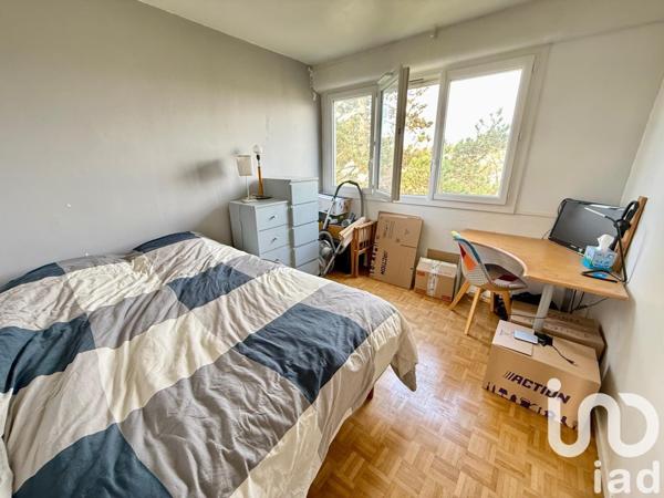 Appartement 4 pièces de 74 m² à Domont (95330)