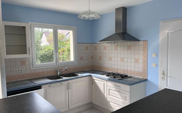 Maison à vendre    4 pièces •  Mer