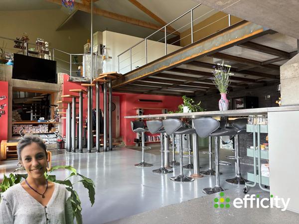 Maison
         4 pièces
        - 208 m² Exclusivité 185 000 € *