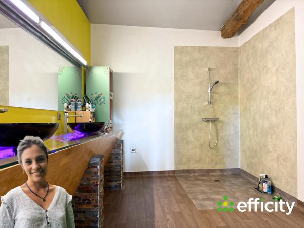 Maison
         4 pièces
        - 208 m² Exclusivité 185 000 € *