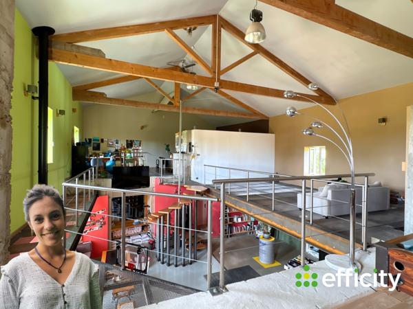 Maison
         4 pièces
        - 208 m² Exclusivité 185 000 € *