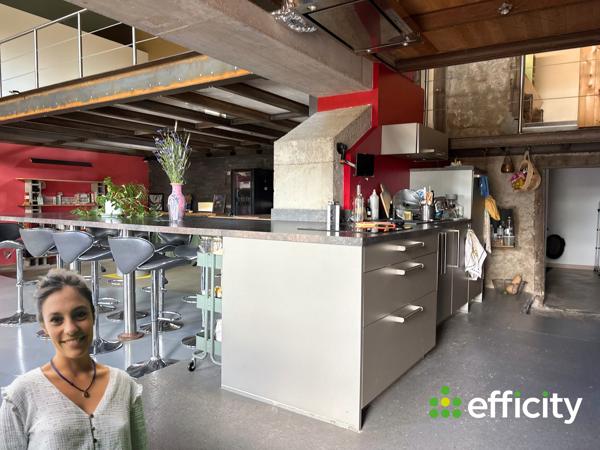 Maison
         4 pièces
        - 208 m² Exclusivité 185 000 € *