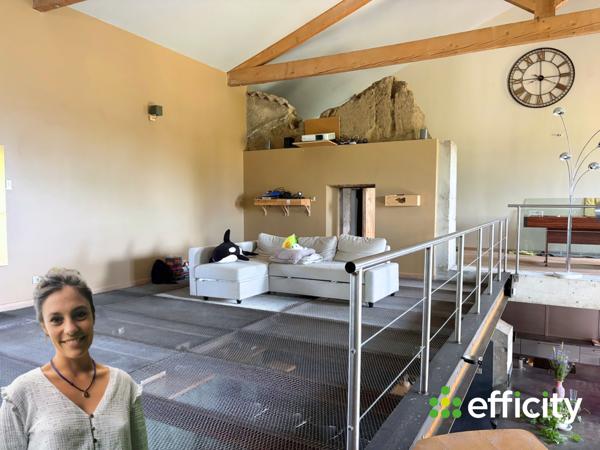 Maison
         4 pièces
        - 208 m² Exclusivité 185 000 € *