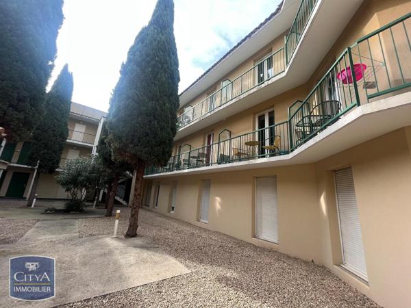 Appartement à louer 1 pièce 17m² Nîmes (30900)