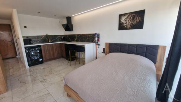 Appartement Mantes La Jolie T1 de 24.35 m² avec balcon et cave