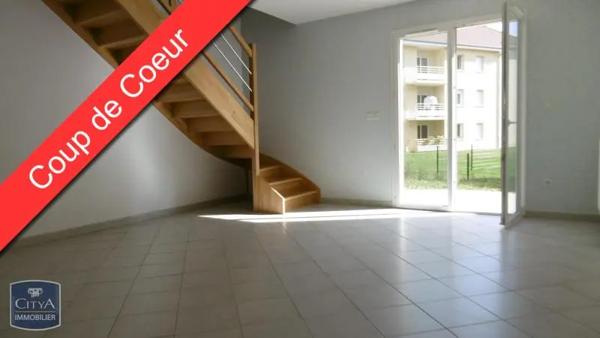 Maison à louer 4 pièces 85.6m² Grand-Charmont (25200)