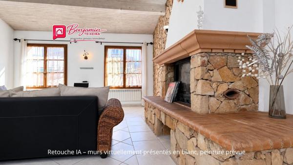 Maison Frejus 4 pièce(s) 110 m2 + double GARAGE - salon / cuisine, 3 chambres, 2 WC, salle d'eau