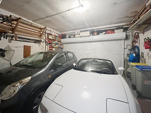 NANTES CHANTENAY Maison 5 pièces à à fort potentiel, avec garage double et jardin