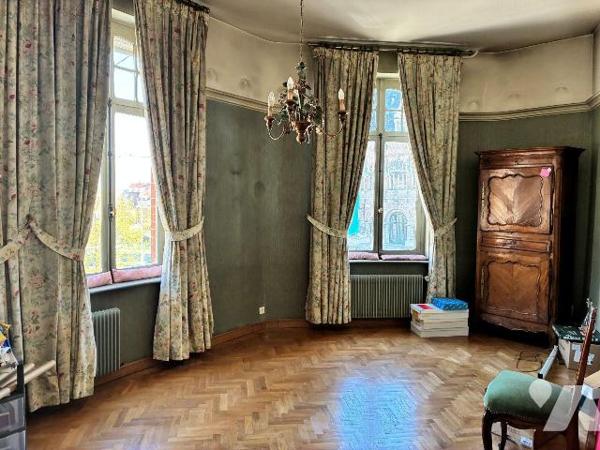 Appartement TRIPLEX à Vendre à Armentières (59280) en Nord (59)

TRES BIEN SITUE AU COEUR DE ...