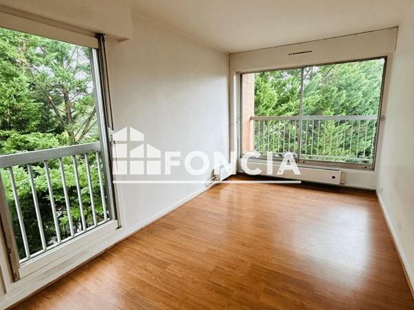 Location Appartement 4 pièces 80.93 m² - 20 RUE DU MARECHAL DAVOUT Brunoy 91800