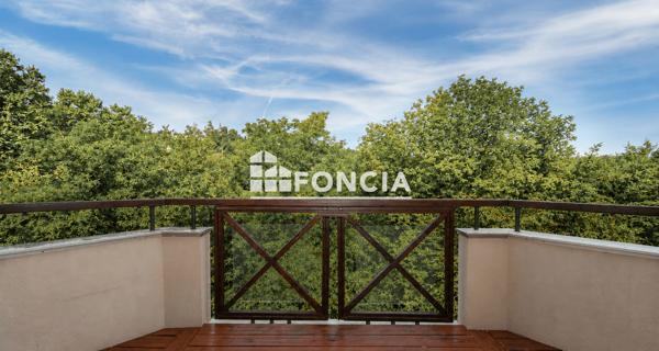 À vendre Appartement 4 pièces 84 m² - Francheville 69340