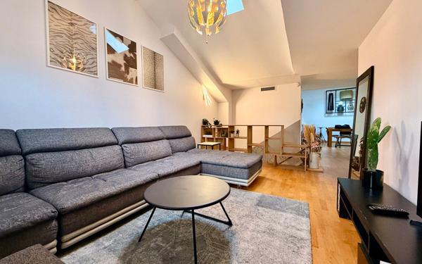 Appartement à louer    3 pièces • 92,86 m2 Toulouse