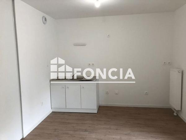 Location Studio 26.1 m² - 52 RUE DE WAZEMMES Lille 59000