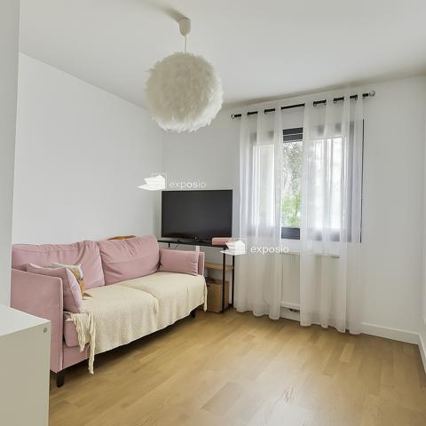 Divonne-les-Bains (01220) Appartement lumineux avec terrasse – Proche centre