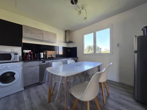 Superbe Mas avec multiples logements et piscine à Bompas