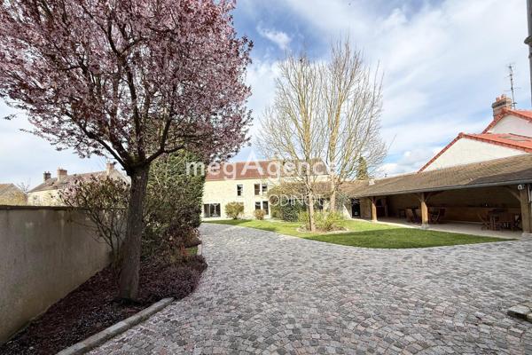 Maison à Thoiry, 78770 - 7 pièces 210m²