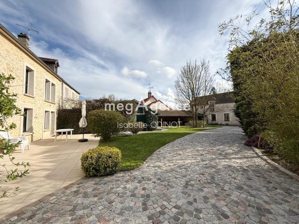 Maison à Thoiry, 78770 - 7 pièces 210m²