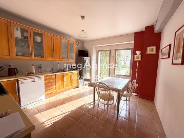 Maison à Thoiry, 78770 - 7 pièces 210m²