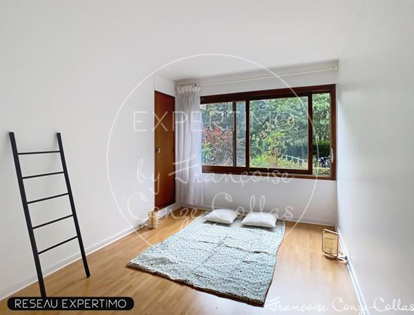 Le Chesnay (78150) Appartement 2 chambres, séjour sur loggia fermée, cuisine ouverte, cave, parking