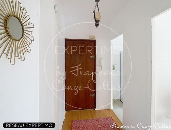 Le Chesnay (78150) Appartement 2 chambres, séjour sur loggia fermée, cuisine ouverte, cave, parking