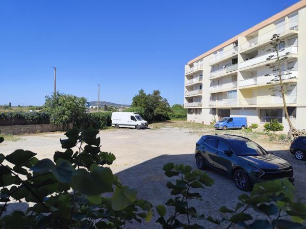 Appartement T5 rez-de-chaussée - La Peyrade