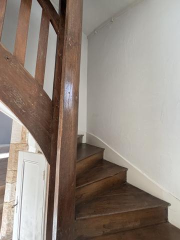 CHATILLON SUR SEINE : Proche du centre ville maison de 90m²rénovée avec remise et grange de 45m² Châtillon-sur-Seine (21400)