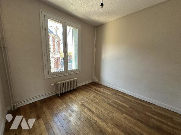 ALBERT - 3 CHAMBRES - GARAGE - JARDIN