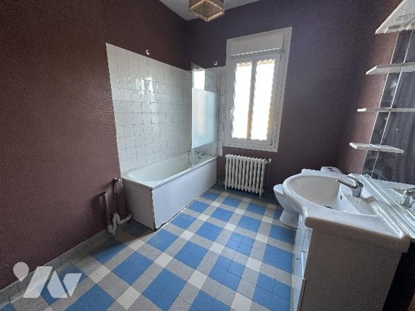 ALBERT - 3 CHAMBRES - GARAGE - JARDIN