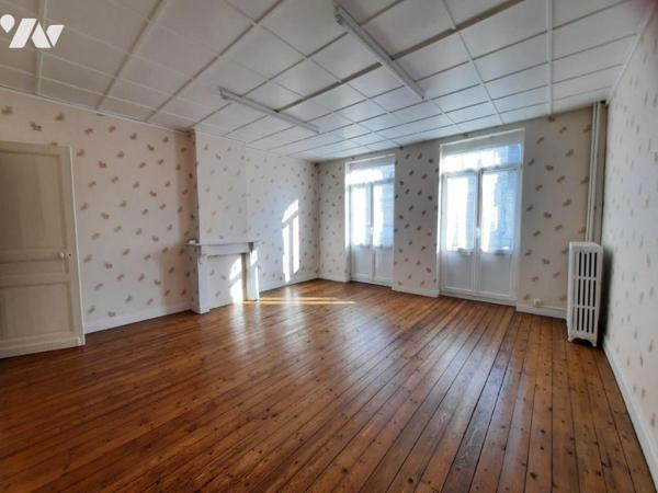 IMMEUBLE A USAGE MIXTE