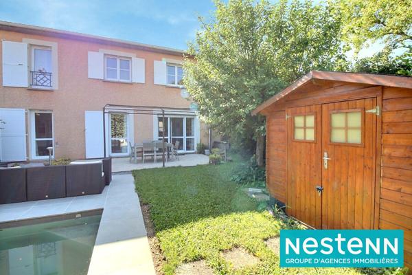 Maison  4 chambres + bureau, piscine, tres bon etat, proche commodities, calme, buanderie