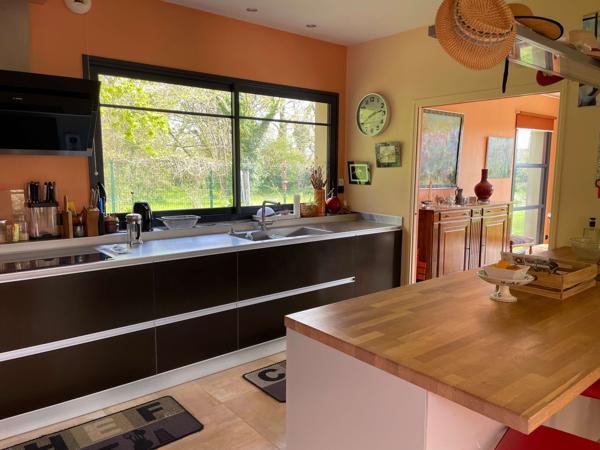 Magnifique villa contemporaine avec dépendances à Loctudy